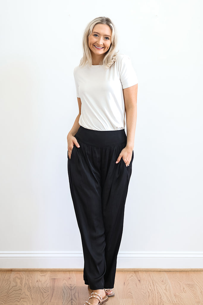 Relaxed Elegance Wide Leg Pants | Taupe