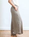 Relaxed Elegance Wide Leg Pants | Taupe