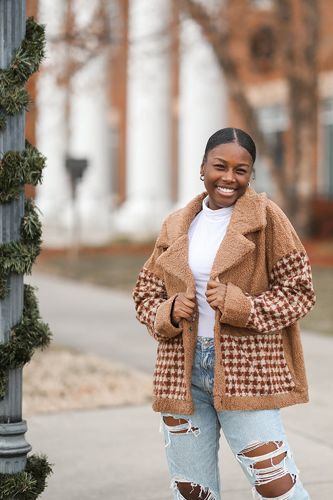 Teddy jacket with collar and snap buttons from Favored and Common