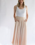 flowy wide leg pants outfit for women from Favored and Common